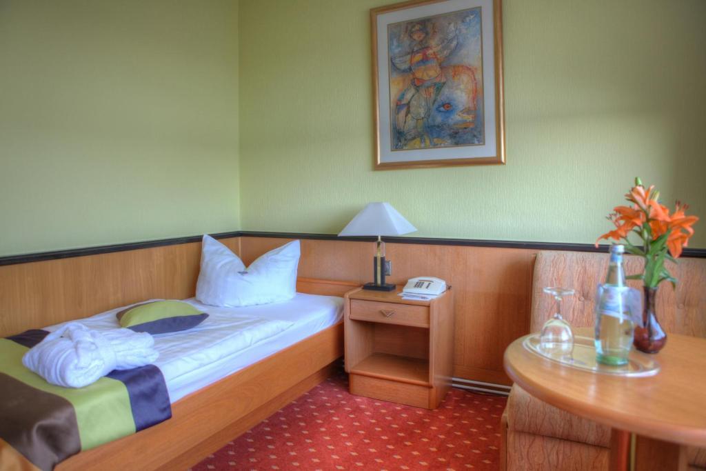 Hotel "Seelust" Garni Röbel Exteriör bild